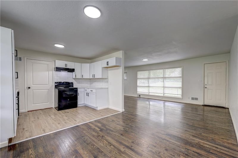7800 108th St, Kansas City, MO 64134