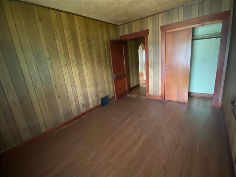 2701 Parallel Ave, Kansas City, KS 66104
