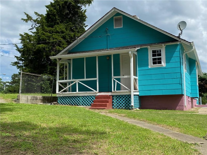 2701 Parallel Ave, Kansas City, KS 66104