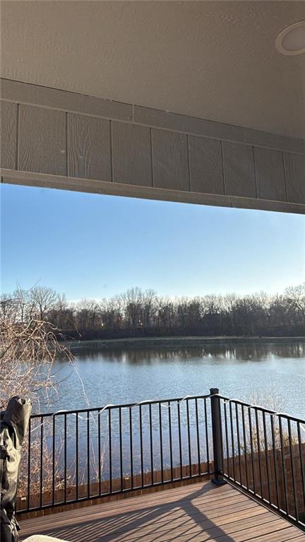 2203 Richmond Dr, Harrisonville, MO 64701
