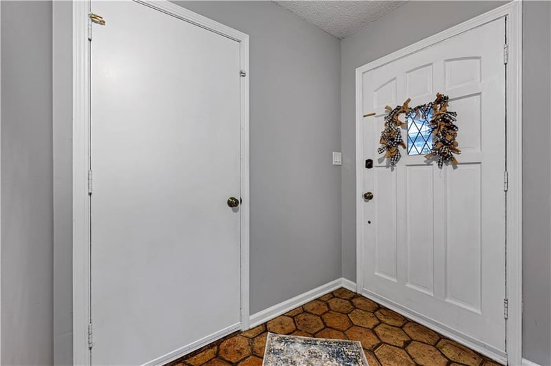 10225 Conser St, Overland Park, KS 66212