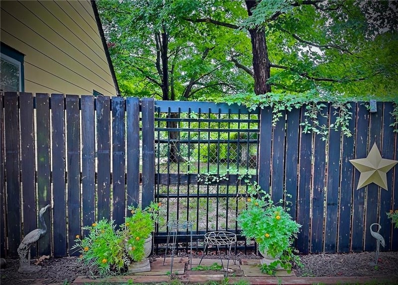 218 Joe Davis St, El Dorado Springs, MO 64744