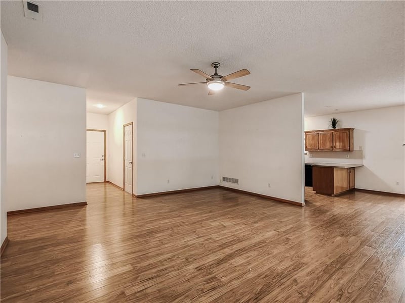2425 Old Paint Rd, Lee's Summit, MO 64086