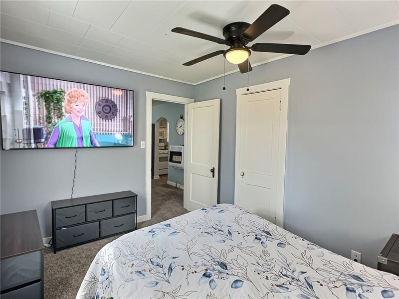317 Hickory St, El Dorado Springs, MO 64744