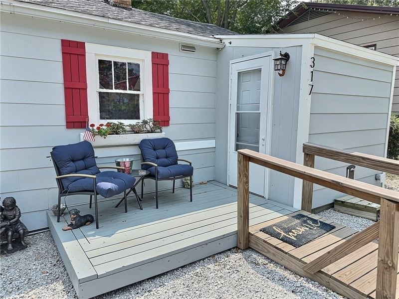 317 Hickory St, El Dorado Springs, MO 64744