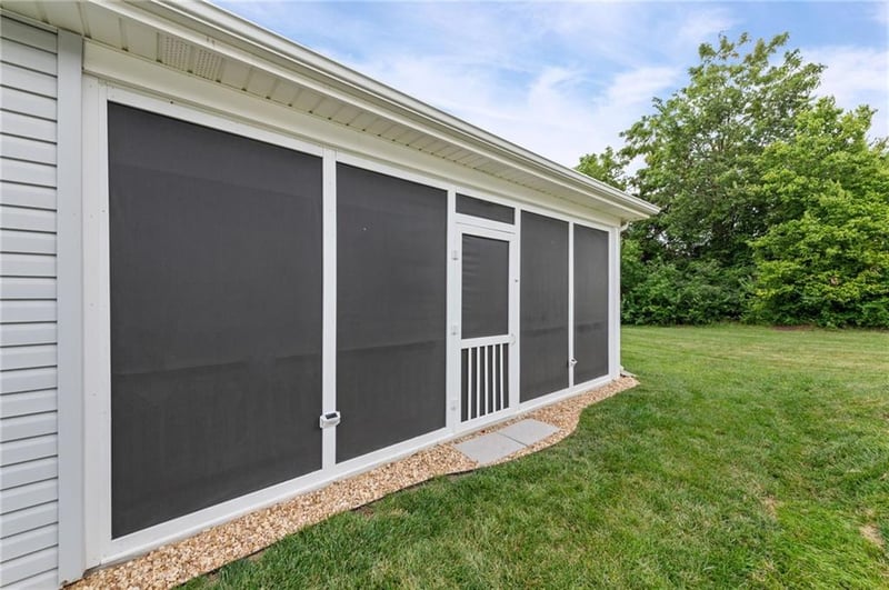 2105 N 113th Ter, Kansas City, KS 66109