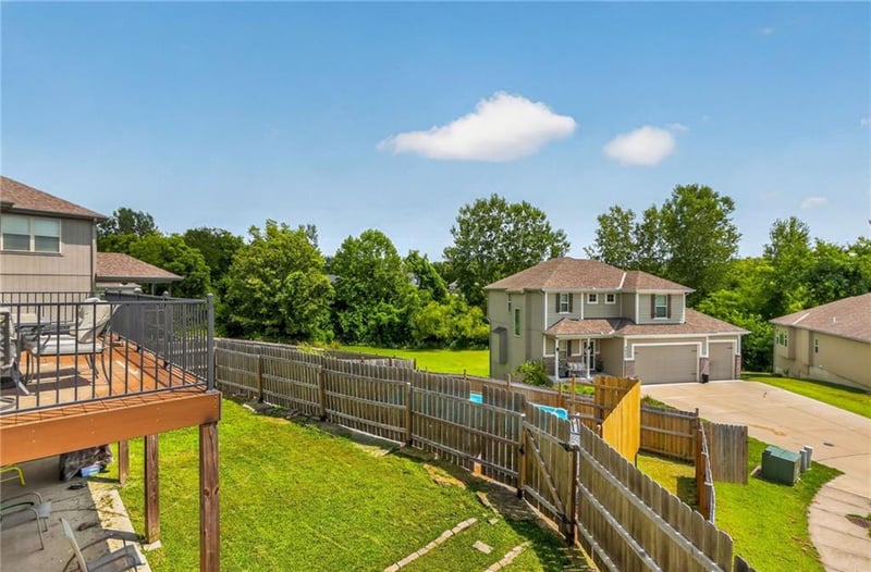 2021 Buckeye Ct, Excelsior Springs, MO 64024