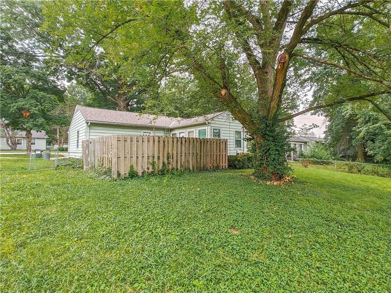7200 Nall Ave, Overland Park, KS 66208