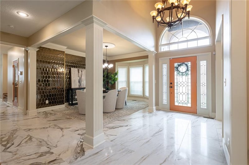 4232 Tremont Ct, Lee's Summit, MO 64064