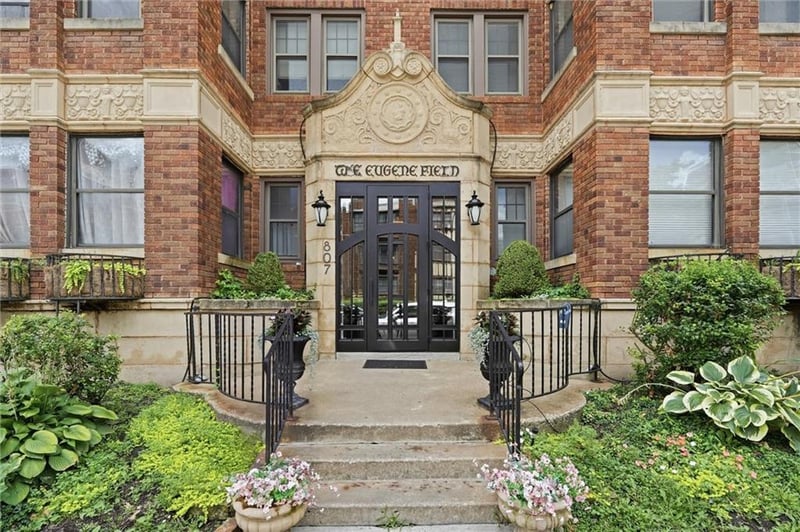 807 48th St #602, Kansas City, MO 64112