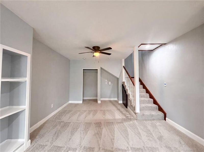 423 Missouri St, Liberty, MO 64068