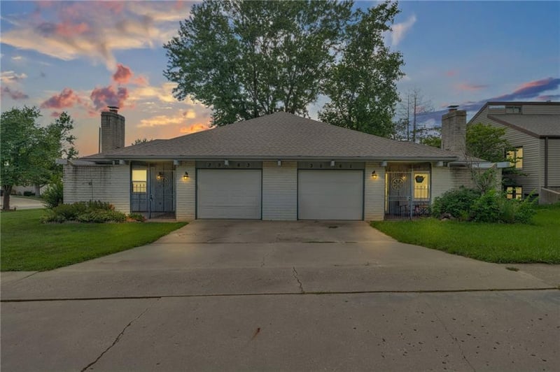 3565 Cambridge Ave, Topeka, KS 66614