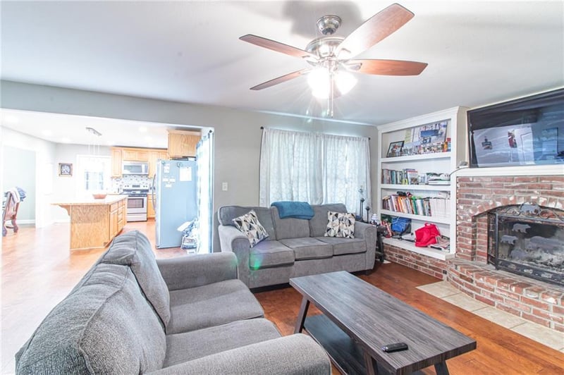 740 1101st Rd, Holden, MO 64040