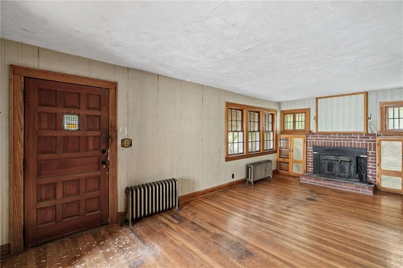 4219 Terrace St, Kansas City, MO 64111