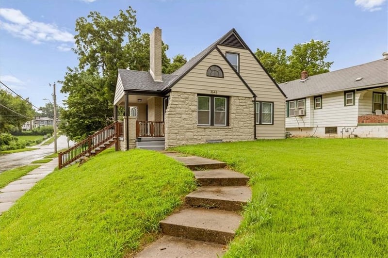 3646 Askew Ave, Kansas City, MO 64128
