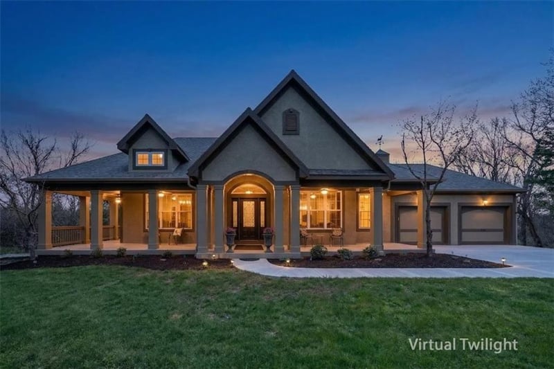 9885 Edgerton Rd, De Soto, KS 66018