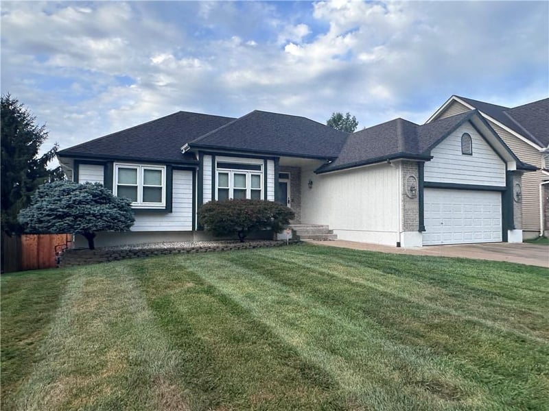 19009 34 St, Independence, MO 64057