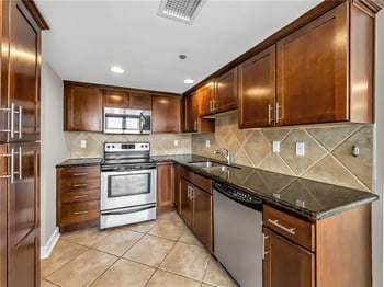 600 E Admiral Blvd #602, Kansas City, MO 64106