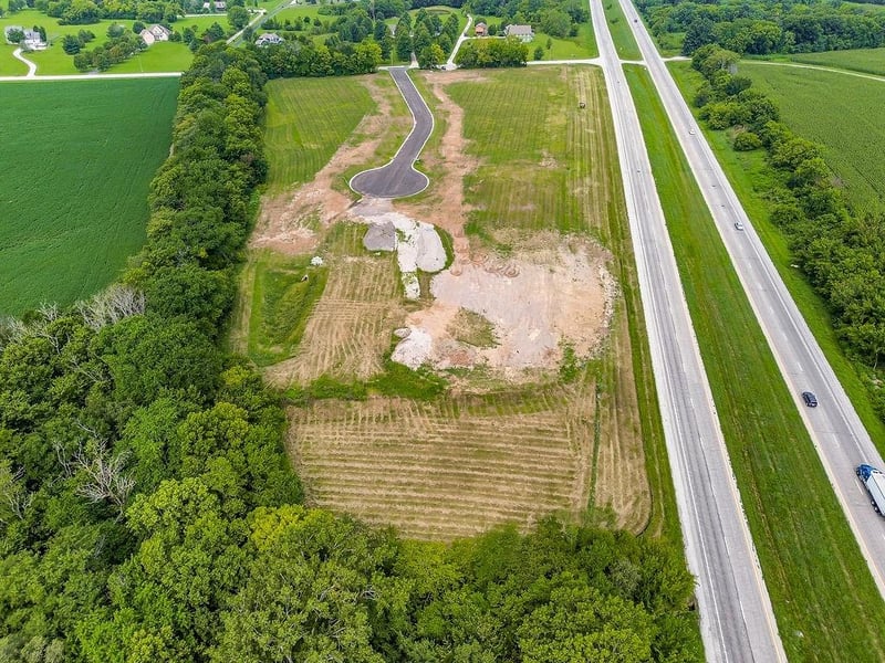818 Kidwell Ct, Lone Jack, MO 64070