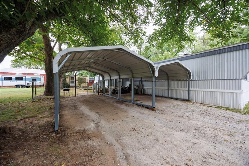 205 Olive St, Tyro, KS 67364