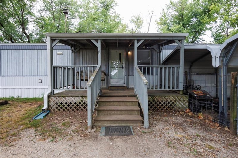 205 Olive St, Tyro, KS 67364