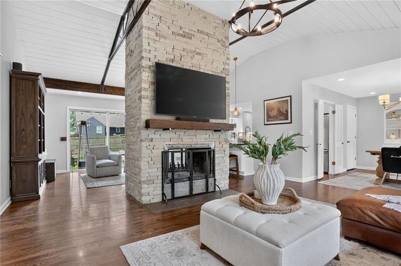 5701 84th Ter, Overland Park, KS 66207