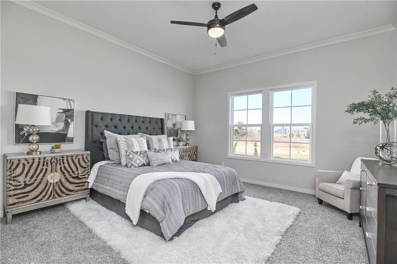 155 Diane Dr, Olathe, KS 66061