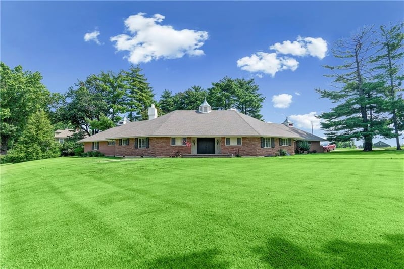 804 N Main St, Carrollton, MO 64633