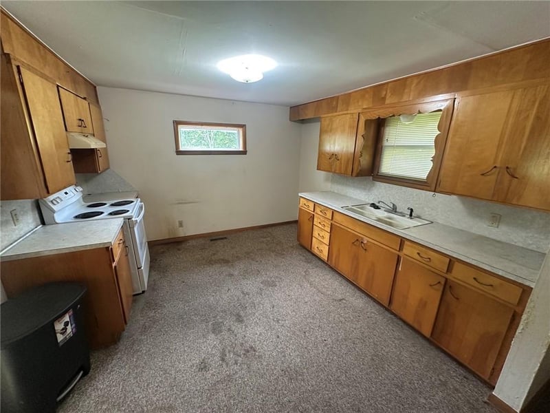 1408 3rd St, Neodesha, KS 66757