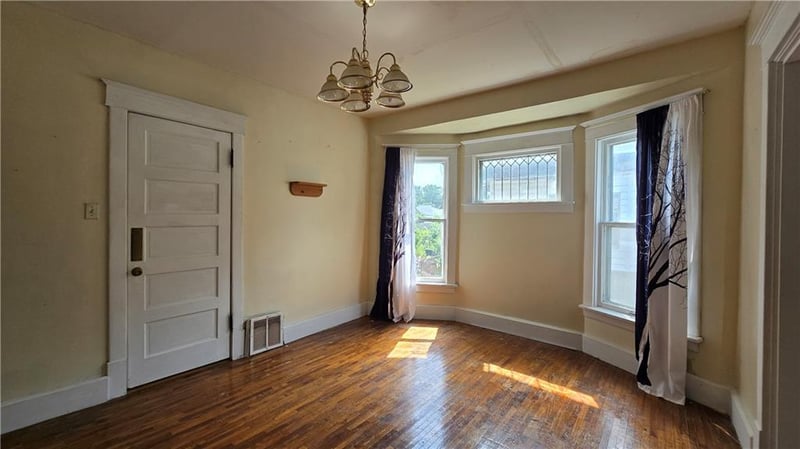 308 Jackson St, Chillicothe, MO 64601
