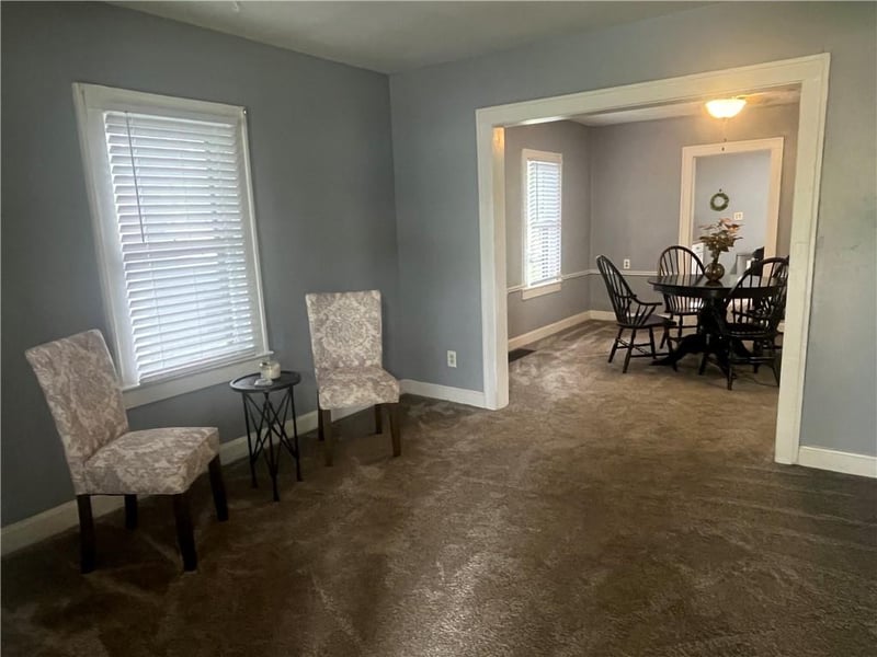 8320 Wabash Ave, Kansas City, MO 64132