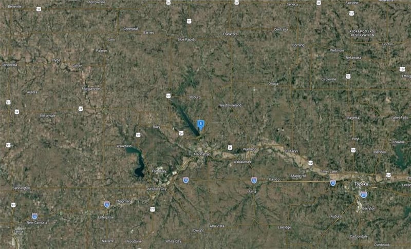 7850 Lakeside Ave, Manhattan, KS 66502