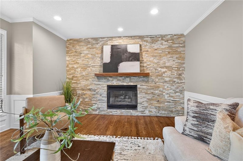 9109 126th Ter, Overland Park, KS 66213