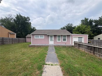 9122 Askew Ave, Kansas City, MO 64132