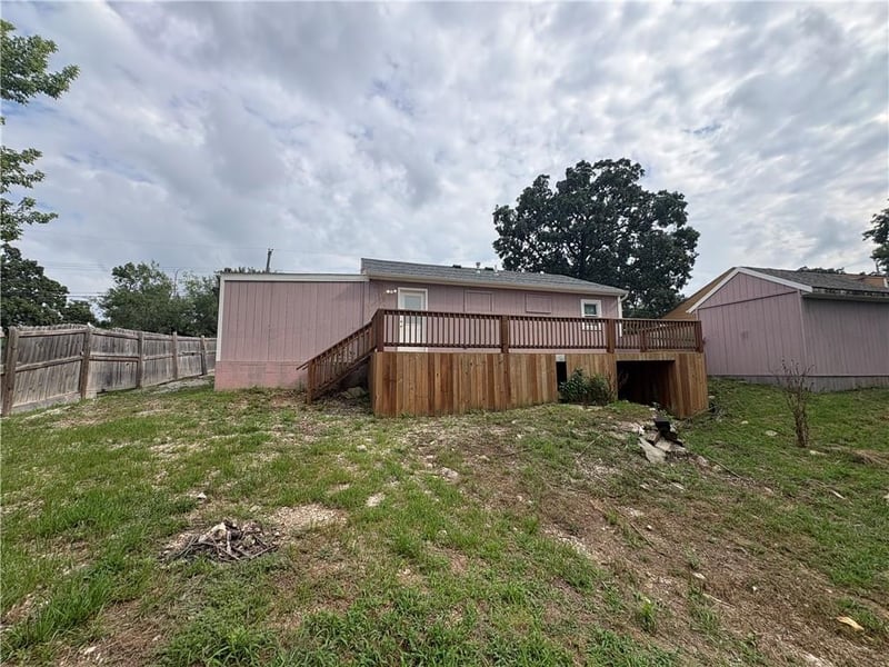 9122 Askew Ave, Kansas City, MO 64132