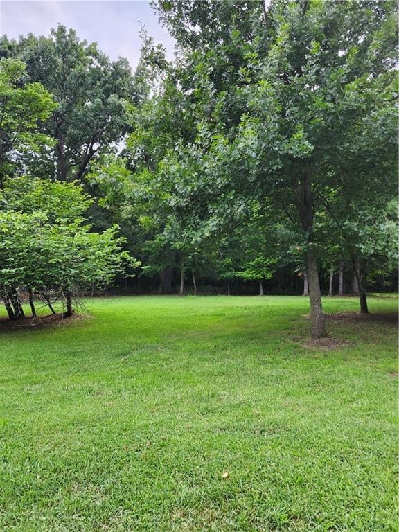 42 Alvamar Dr, Linn Valley, KS 66040