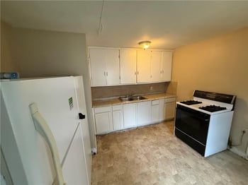 5521 Hardesty Ave, Kansas City, MO 64130
