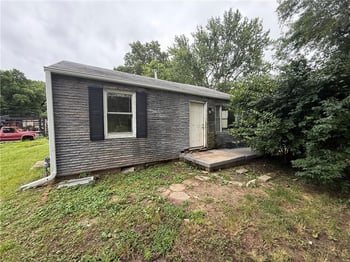 5521 Hardesty Ave, Kansas City, MO 64130