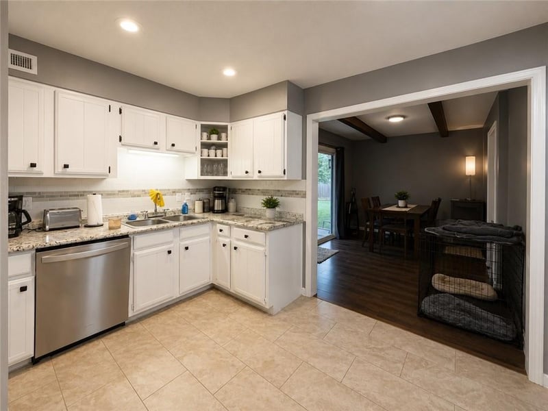 3904 52nd Ter, Kansas City, MO 64119