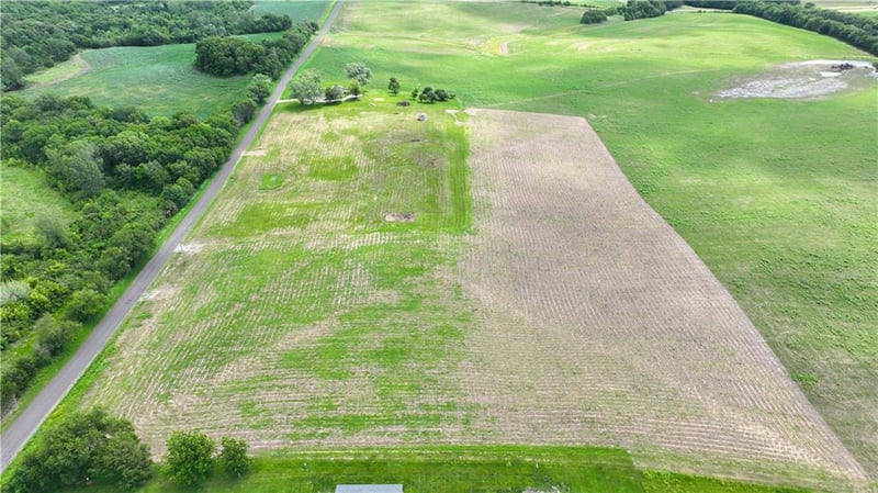 Taos Lot 2 Rd, Faucett, MO 64448