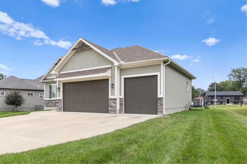 6709 Proctor Ave, Kansas City, MO 64133