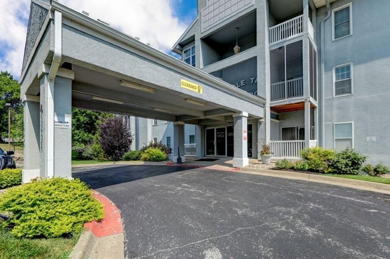 17800 Bolger Rd #247A, Independence, MO 64055