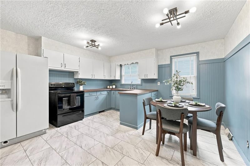 1007 Logan Ave, Independence, MO 64050