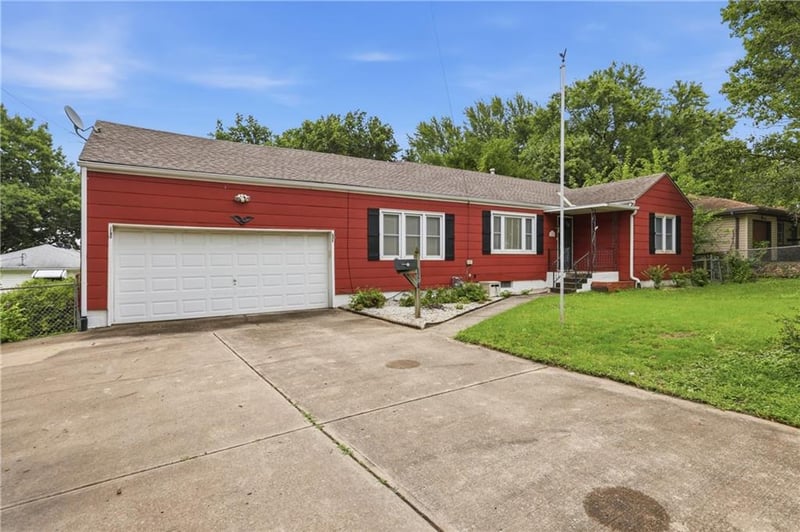 1007 Logan Ave, Independence, MO 64050