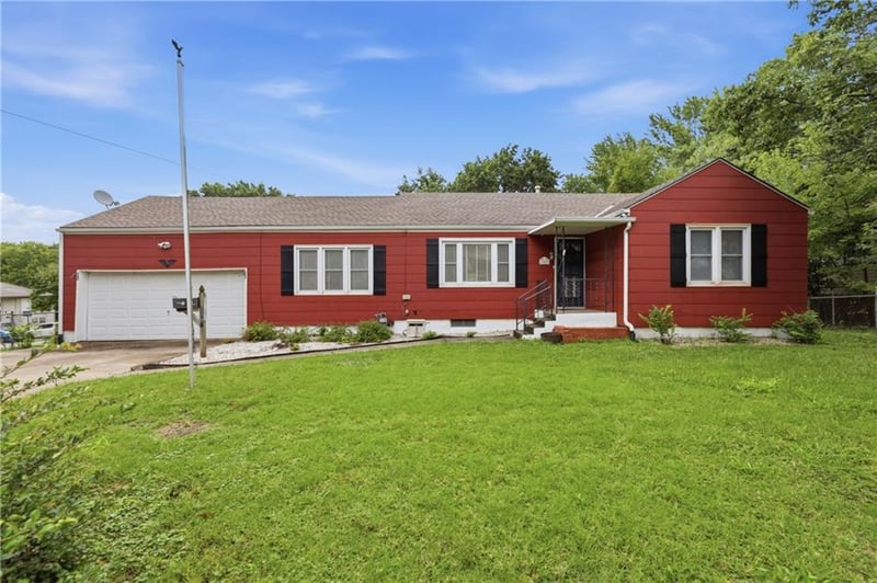 1007 Logan Ave, Independence, MO 64050