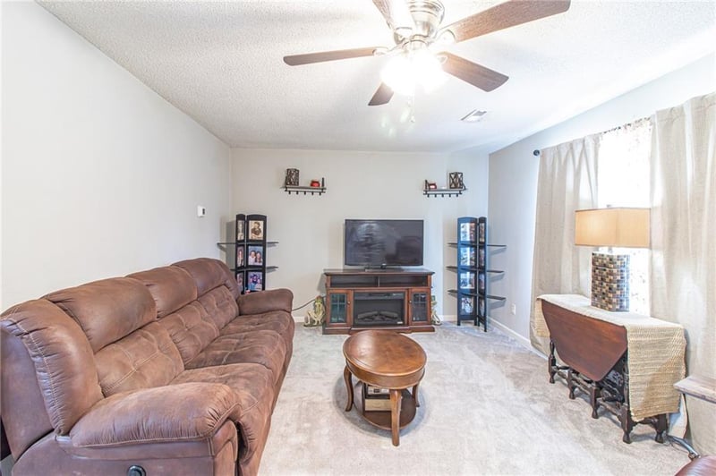 310 Renee Ln, Garden City, MO 64747
