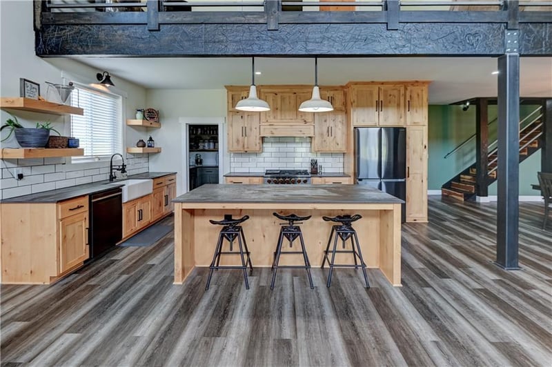 34705 E Mabry Rd, Buckner, MO 64016