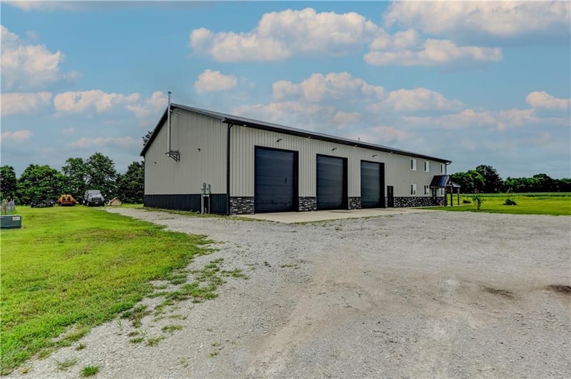 34705 Mabry Rd, Buckner, MO 64016