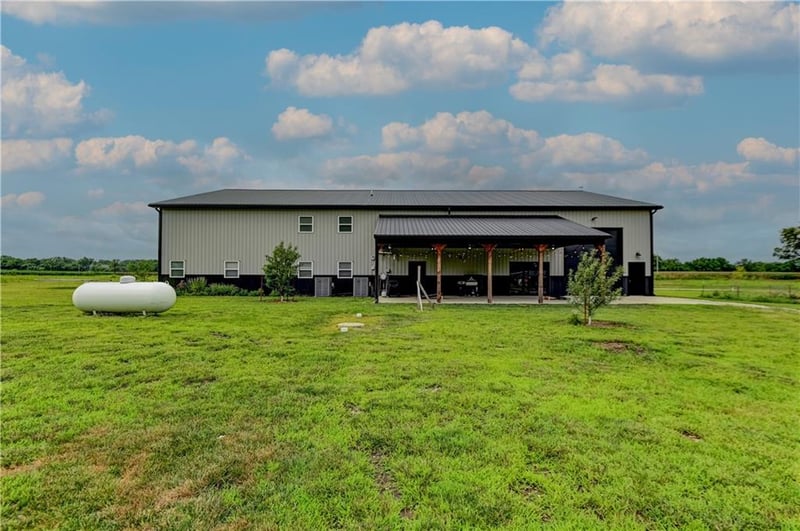 34705 Mabry Rd, Buckner, MO 64016