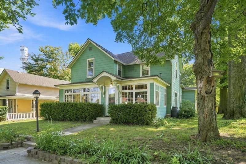 707 Liberty St, Oskaloosa, KS 66066